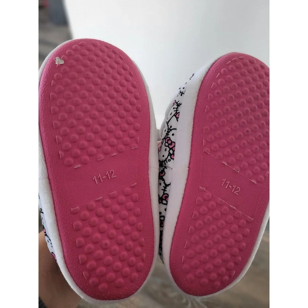 Hello Kitty Slippers Toddler Girls Size 11-12‎ White Pink Bow Plush Cozy #4